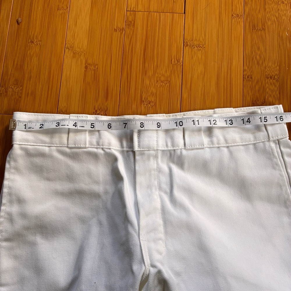 Dickies White 32x30 (measures 33”) Men's Original 874 Fit work Pants Costume - Picture 5 of 5